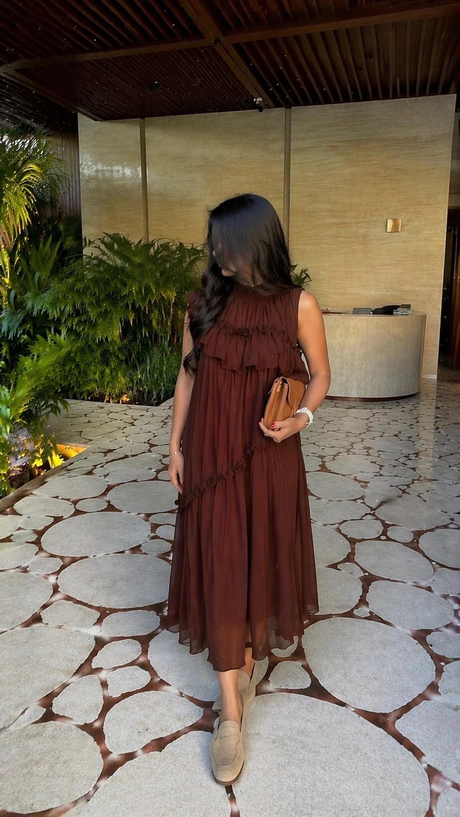 Robe longue fluide à volants - Marron
